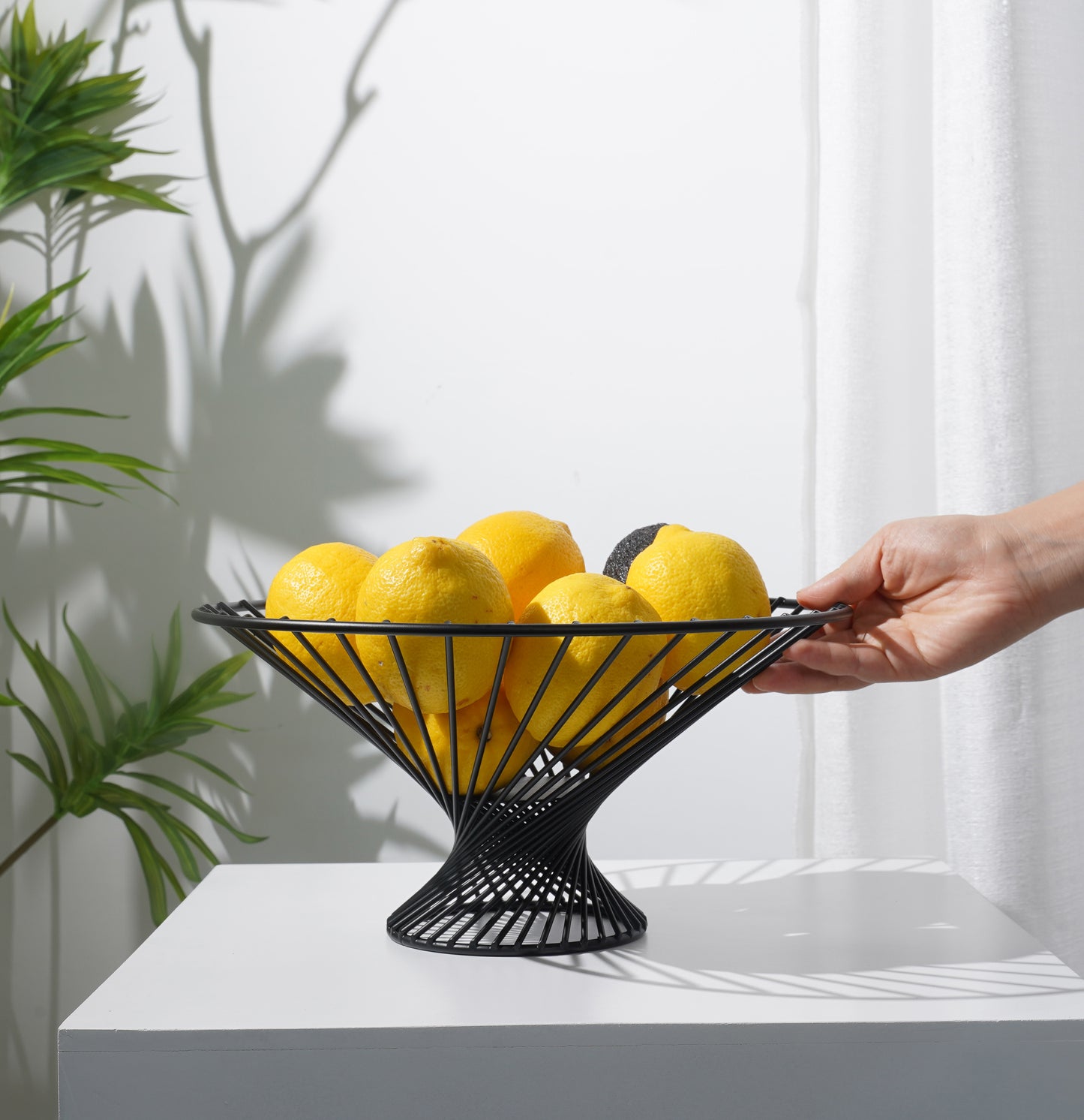 Obstkorb schwarz matt in modernem Design -  ⌀30cm