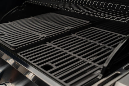 Nexgrill Gourmet Pro 4-Brenner Gasgrill mit Seitenkochfeld & Plancha (Griddle-Max System) – Edelstahl Gasgrill mit porzellanbeschichteten Gusseisenrosten, Ideal für Garten, Balkon & BBQ-Events